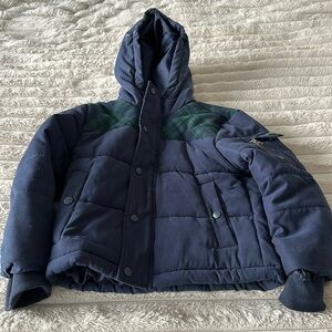 Rothschild kids puffer jacket with hood size 5/6 like new condition Little